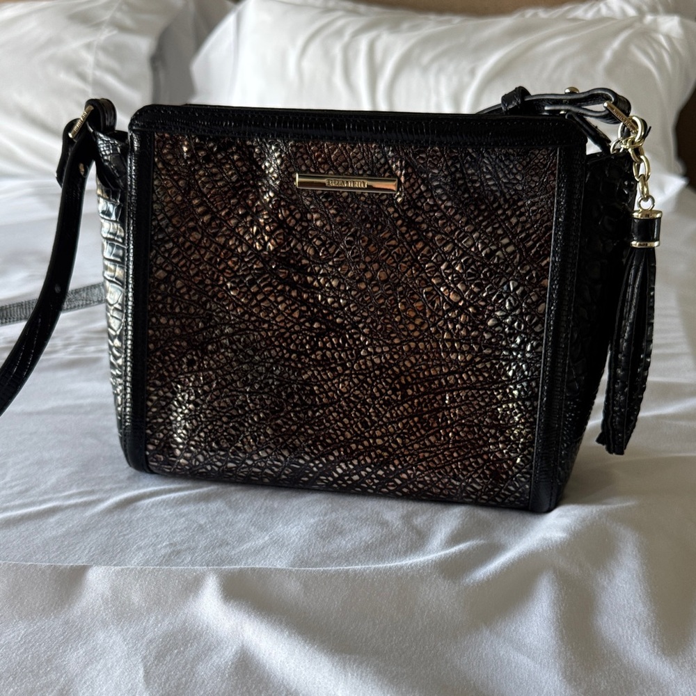 Brahmin Carrie Florin Embossed Leather Crossbody Excellent condition